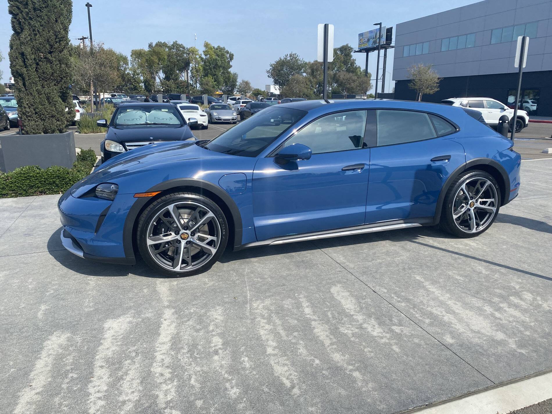 Porsche Taycan Taycan 4S Cross Turismo delivery at Porsche Delivery Center LA IMG_2148