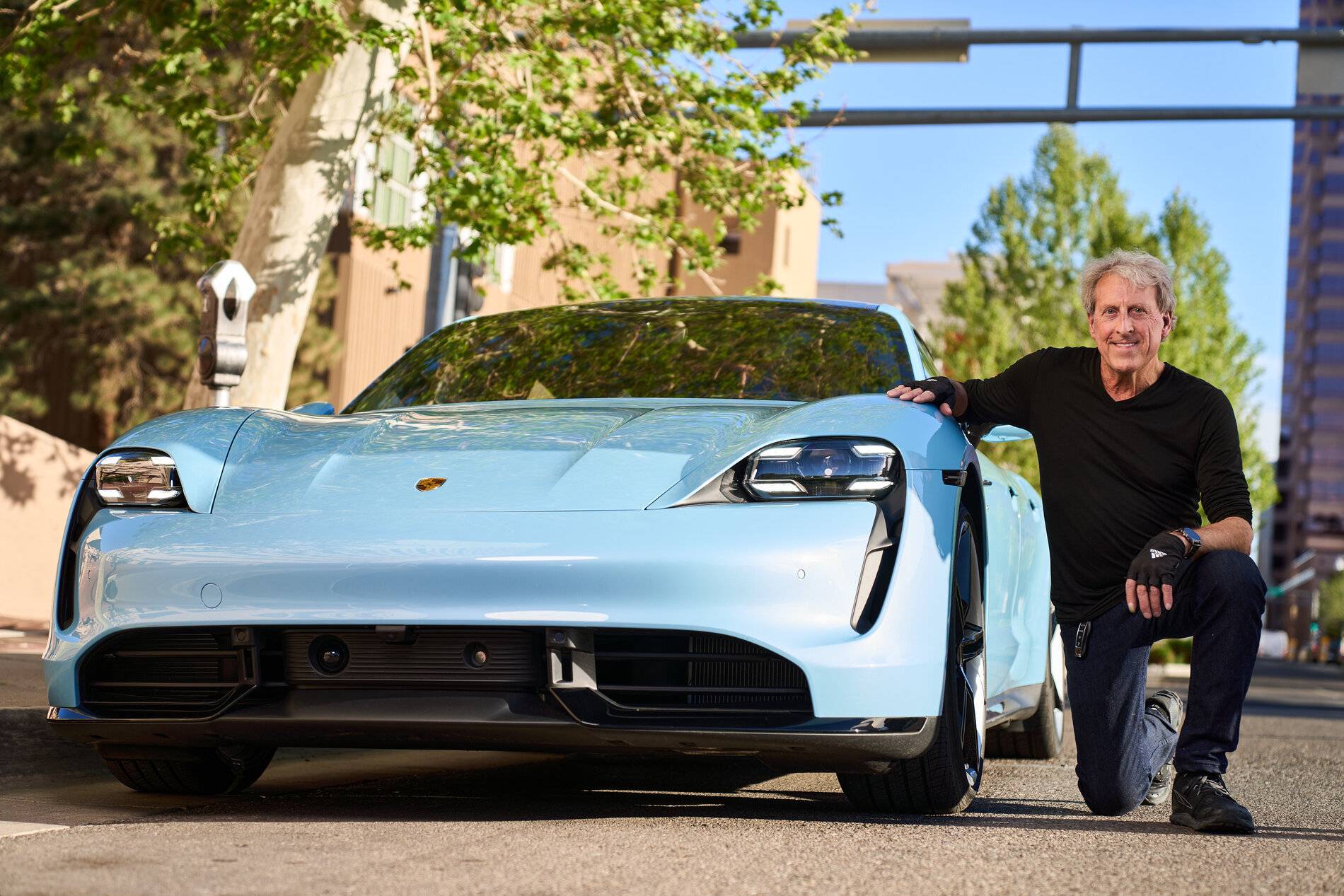 Porsche Taycan Security while driving your Porsche i-9CZFnpt-4K