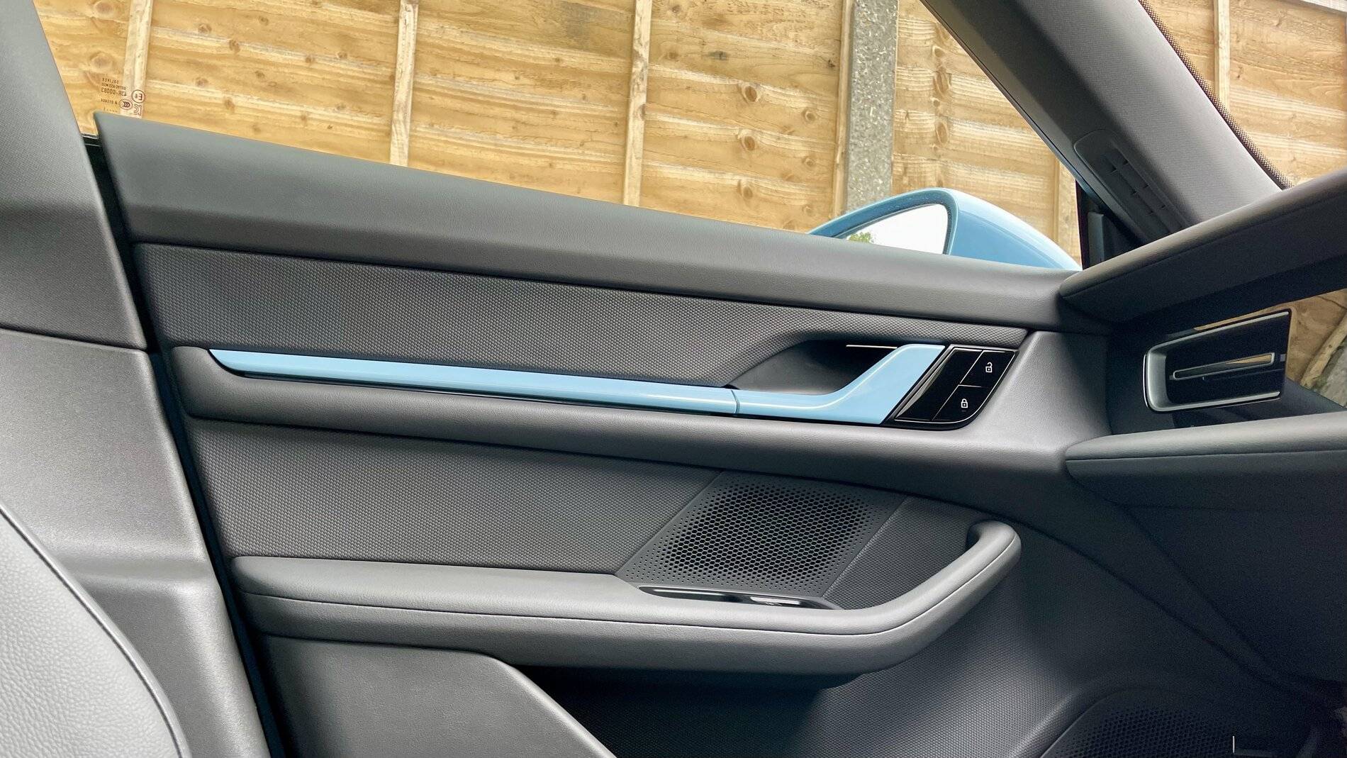 Porsche Taycan Accent package painted in exterior colour - Show yours 49C35768-301C-43E8-9CC2-92E7D272DFC2
