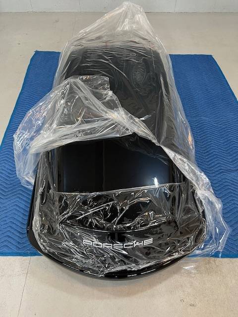 Porsche Taycan Unboxing The Performance Roof Box PPRBUnbox4