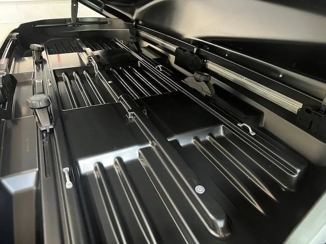Porsche Taycan Unboxing The Performance Roof Box PPRBUnbox6