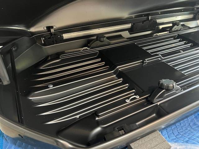 Porsche Taycan Unboxing The Performance Roof Box PPRBUnbox8