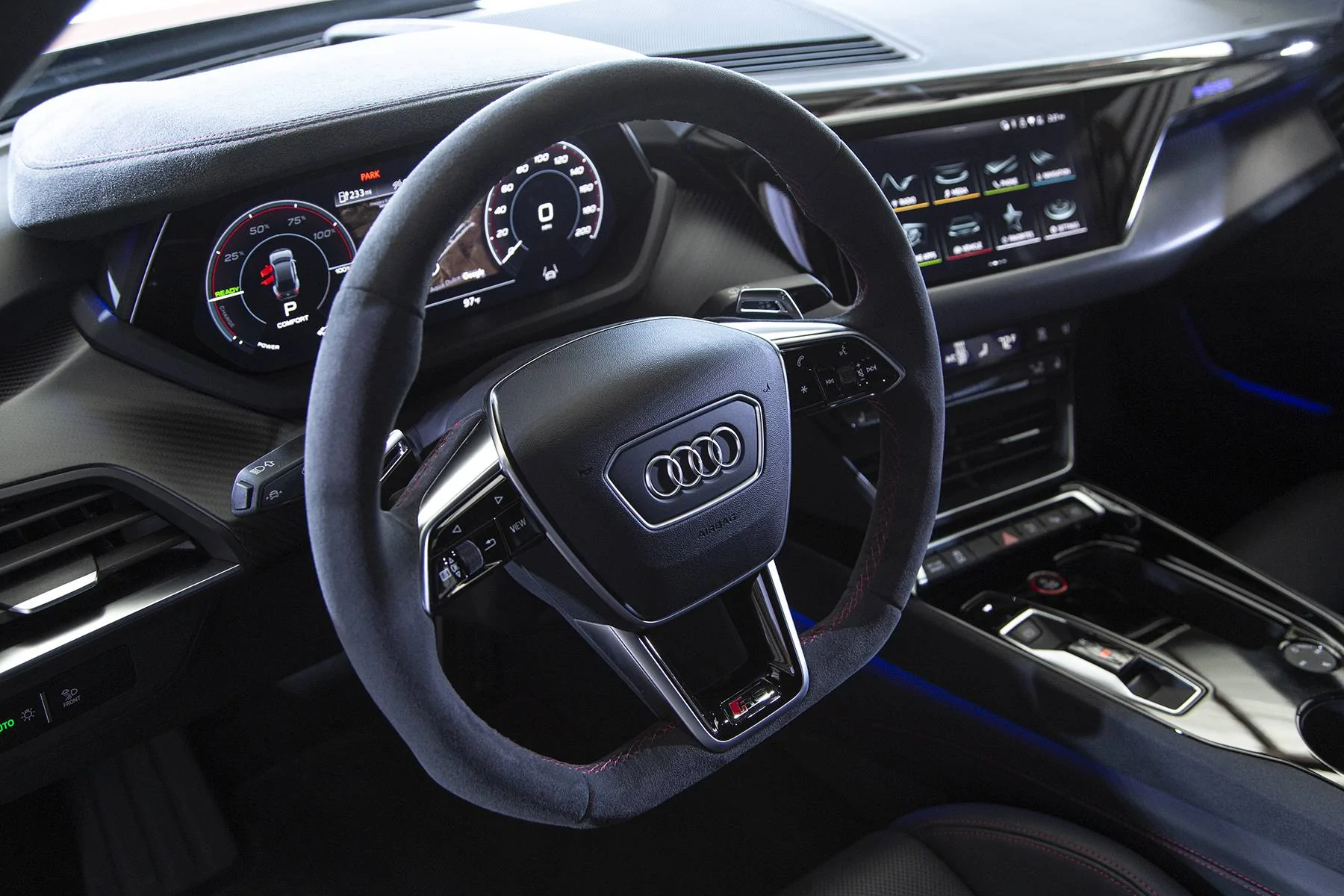 2021-audi-rs-e-tron-gt-electric-sports-car-review-13.jpg