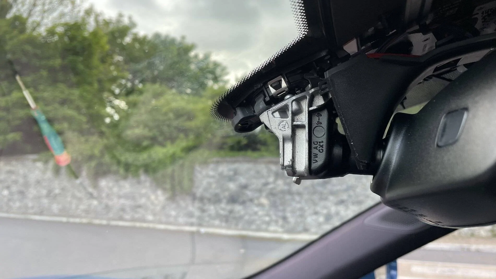 Porsche Taycan Fitcamx dashcam installation IMG_0087