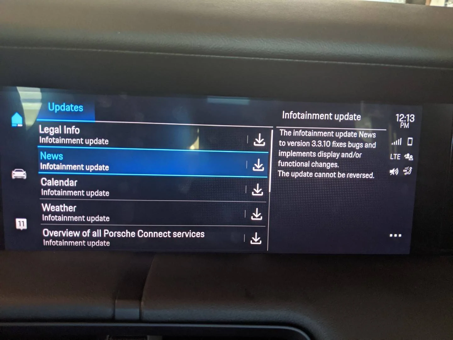 Porsche Taycan PCM updates - delivered 10.29.2021 PXL_20211029_191351592.MP