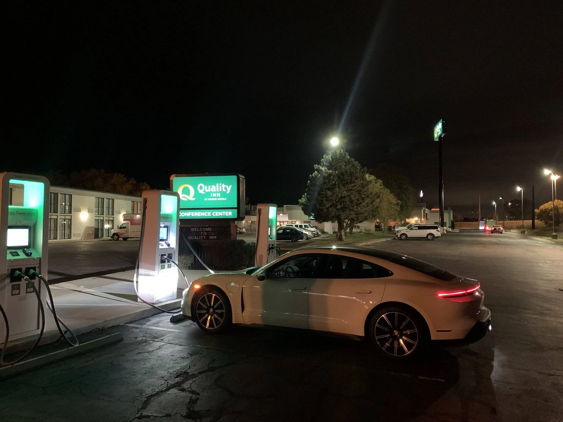 Porsche Taycan Trip Report: Chicago -> Seattle (~2400 Miles, 4 days) IMG_5019