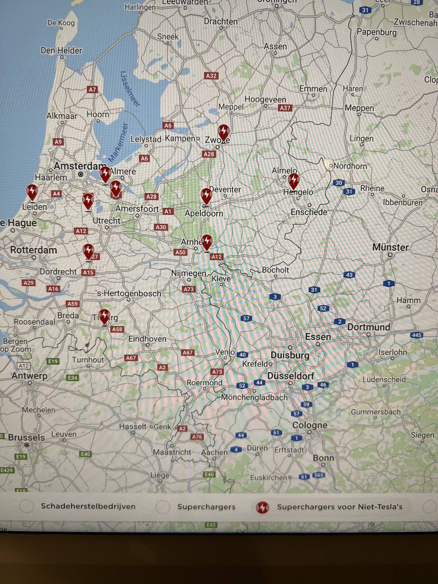 Porsche Taycan Tesla opened up in Netherlands DF98CDD0-653F-45D7-B025-AB19DED5CF70
