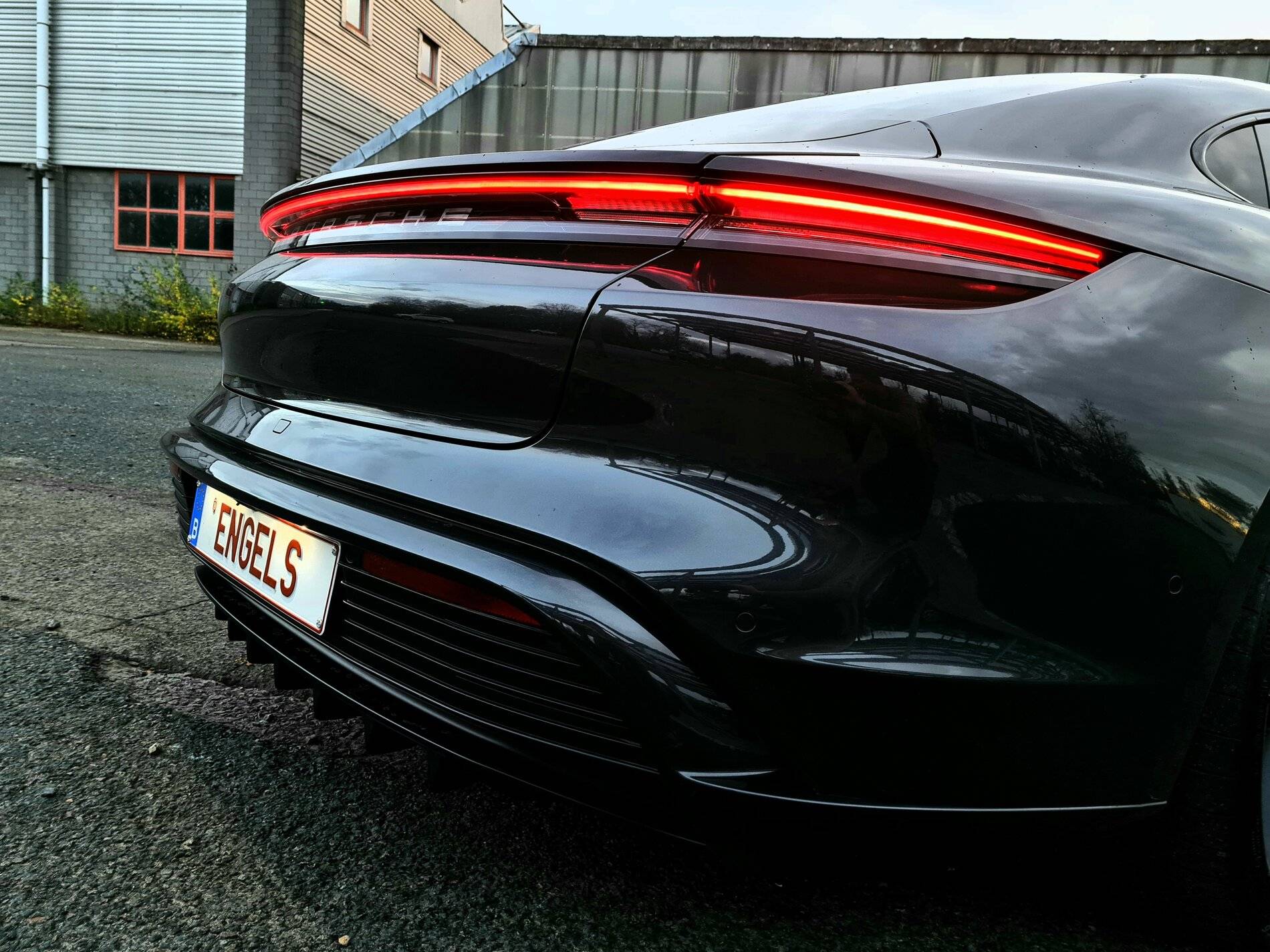 Porsche Taycan Experience with 22" inch wheels on Taycan? 20201109_194914