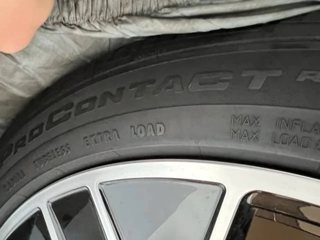 Porsche Taycan OEM 20" wheels, Less Than 500 miles, $3,000 picked-up $3,400 shipped IMG_0213