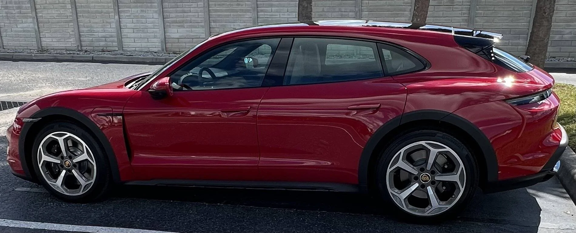 Porsche Taycan MY21 cross turismo further delays IMG_2472