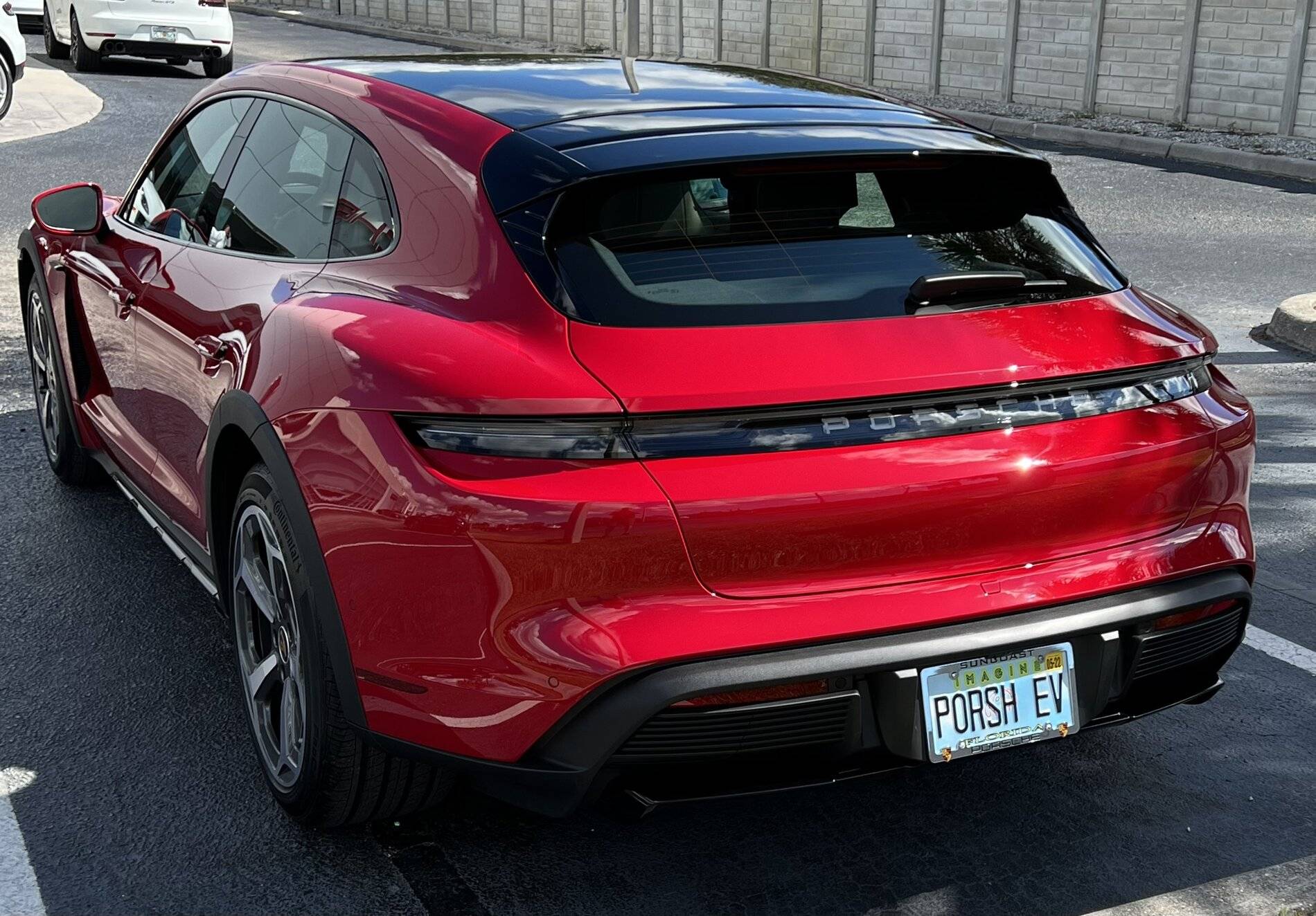 Porsche Taycan MY21 cross turismo further delays IMG_2471