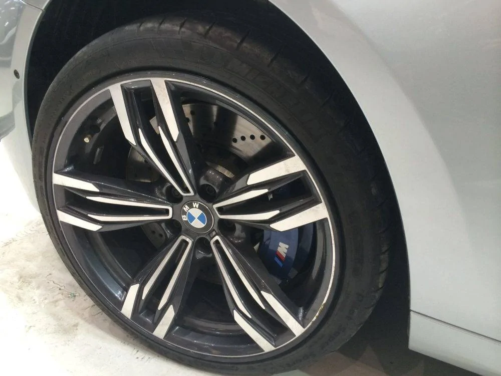 Porsche Taycan Wheel rim protection BMW-With-AlloyGator-Wheel-Protector-e1567696109768
