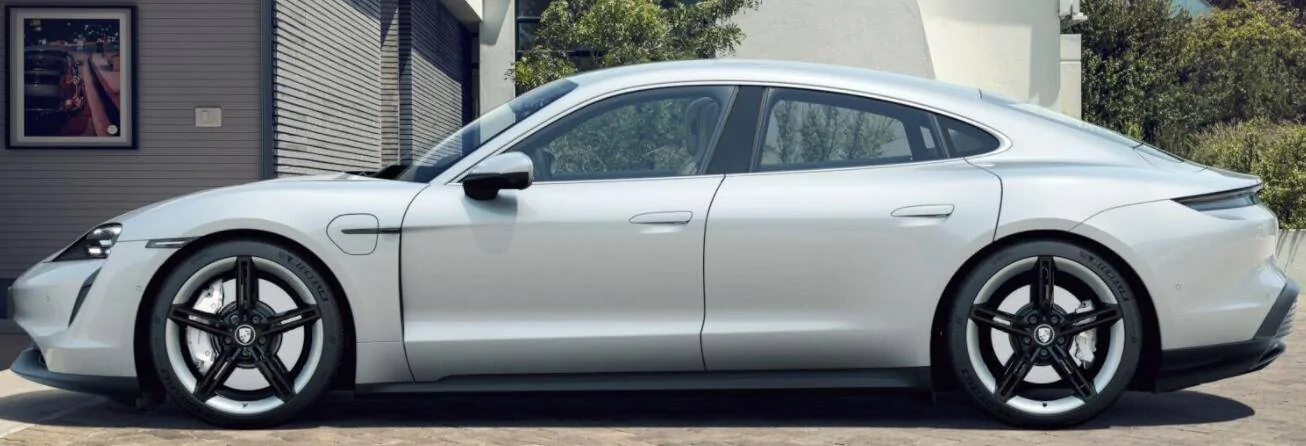 Porsche Taycan Members Say Hello Here! 1636318711586