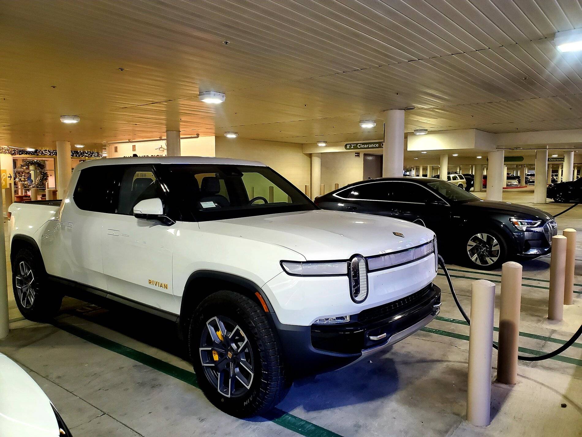 Porsche Taycan Rivian R1T early review 20211114_105701
