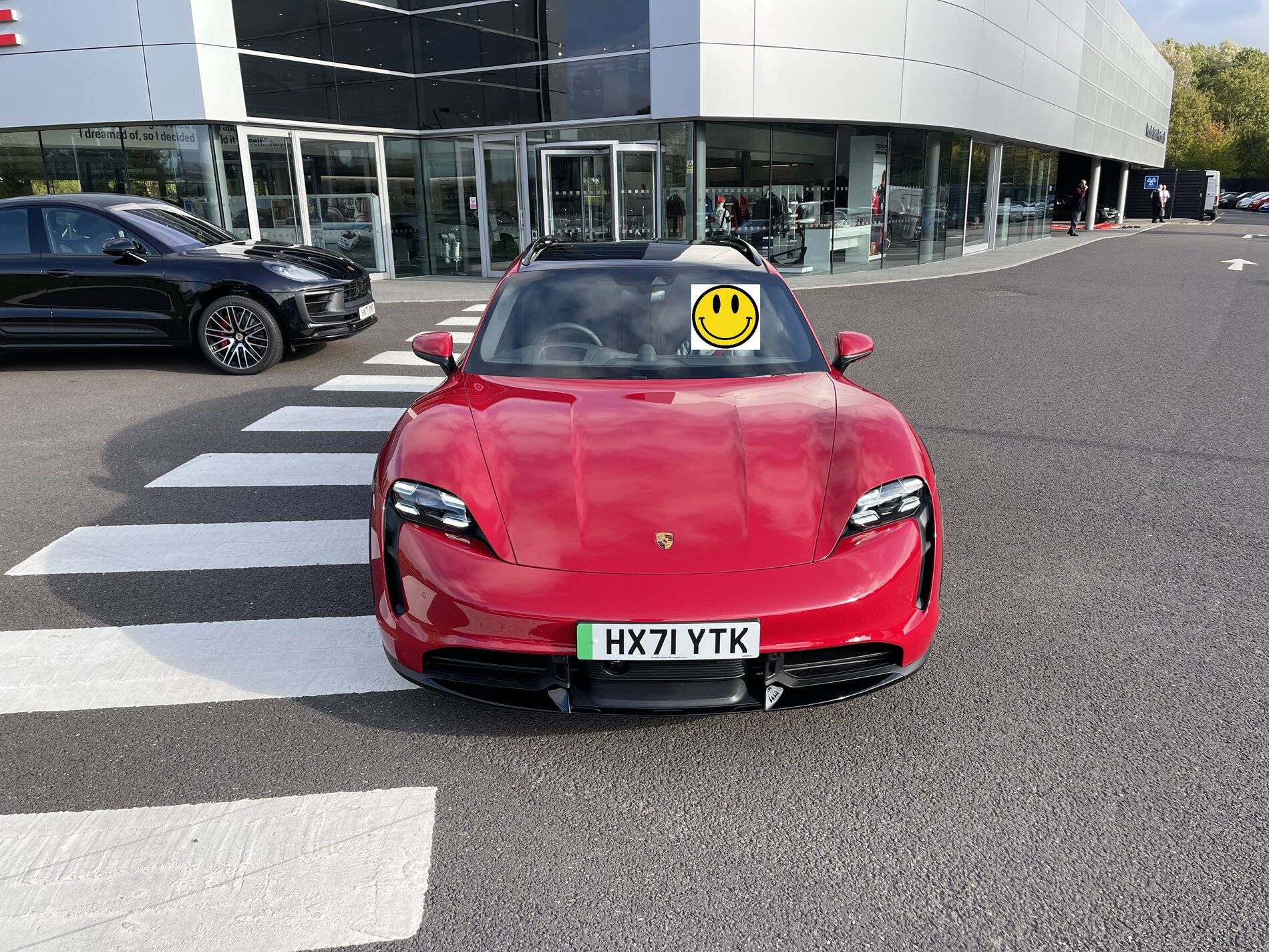 Porsche Taycan Carmine Red Turbo Cross Turismo - two weeks into ownership Photo 28-10-2021, 14 50 53