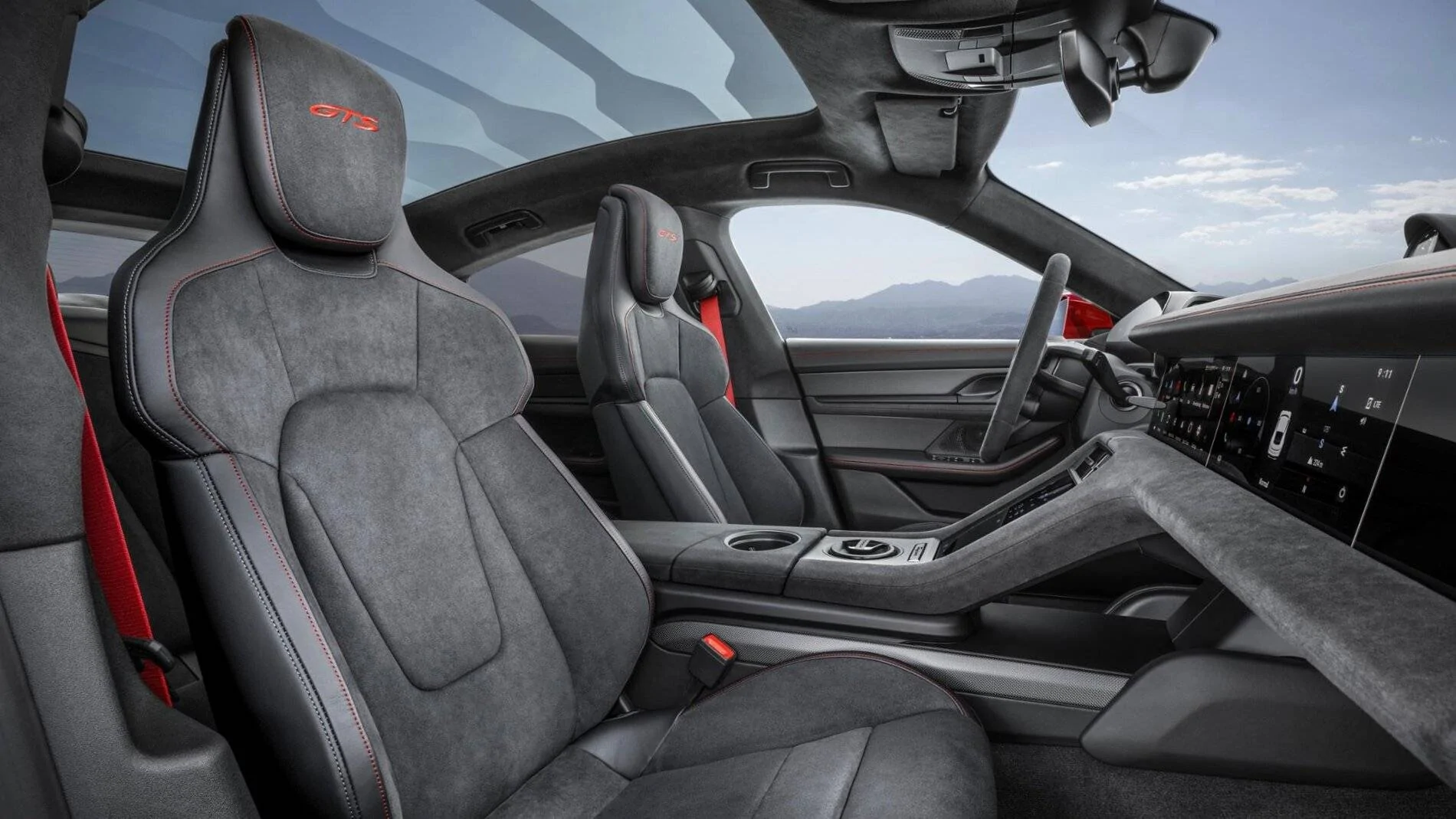 Porsche Taycan ? World Premiere: 2022 Taycan GTS Sedan and GTS Sport Turismo W21_8784_highres