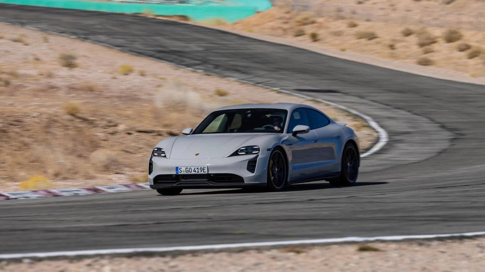 Porsche Taycan ? World Premiere: 2022 Taycan GTS Sedan and GTS Sport Turismo 2022_Taycan_GTS_Chalk_001_highres