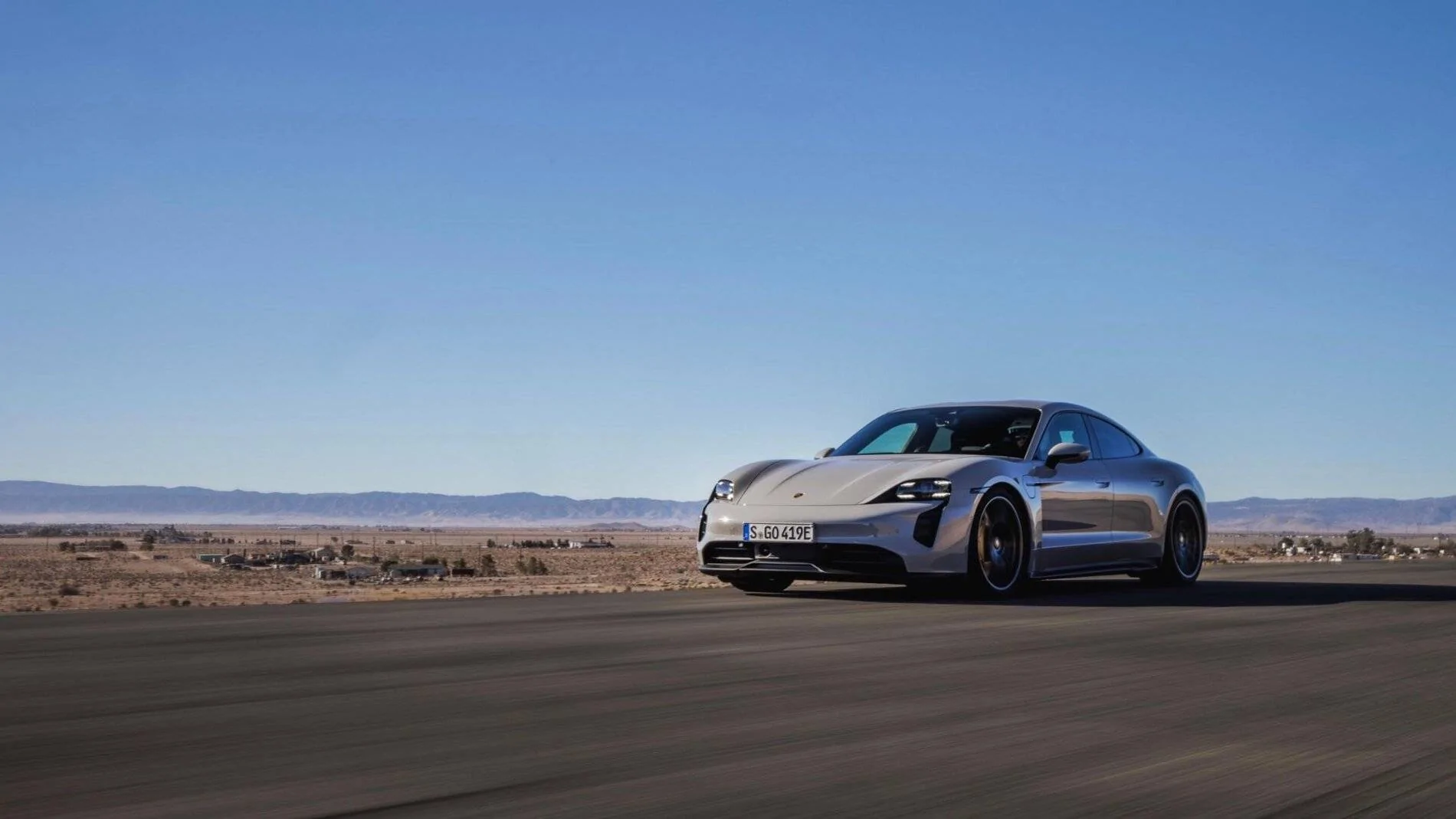Porsche Taycan ? World Premiere: 2022 Taycan GTS Sedan and GTS Sport Turismo 2022_Taycan_GTS_Chalk_014_highres