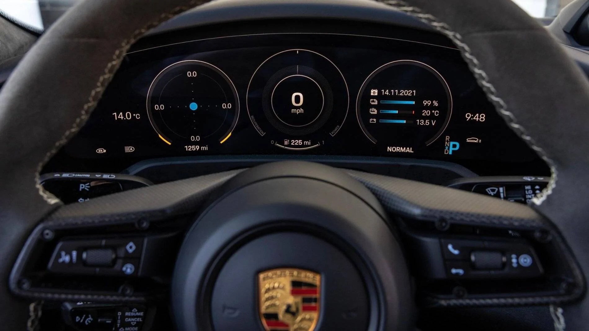 Porsche Taycan ? World Premiere: 2022 Taycan GTS Sedan and GTS Sport Turismo 2022_Taycan_GTS_Chalk_037_highres