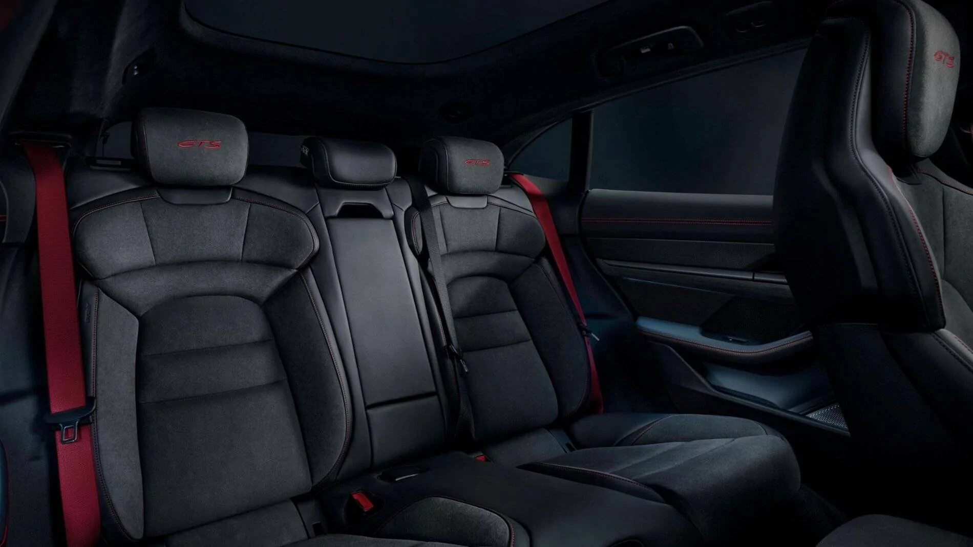 Porsche Taycan ? World Premiere: 2022 Taycan GTS Sedan and GTS Sport Turismo TA22Q2NID0005_highres