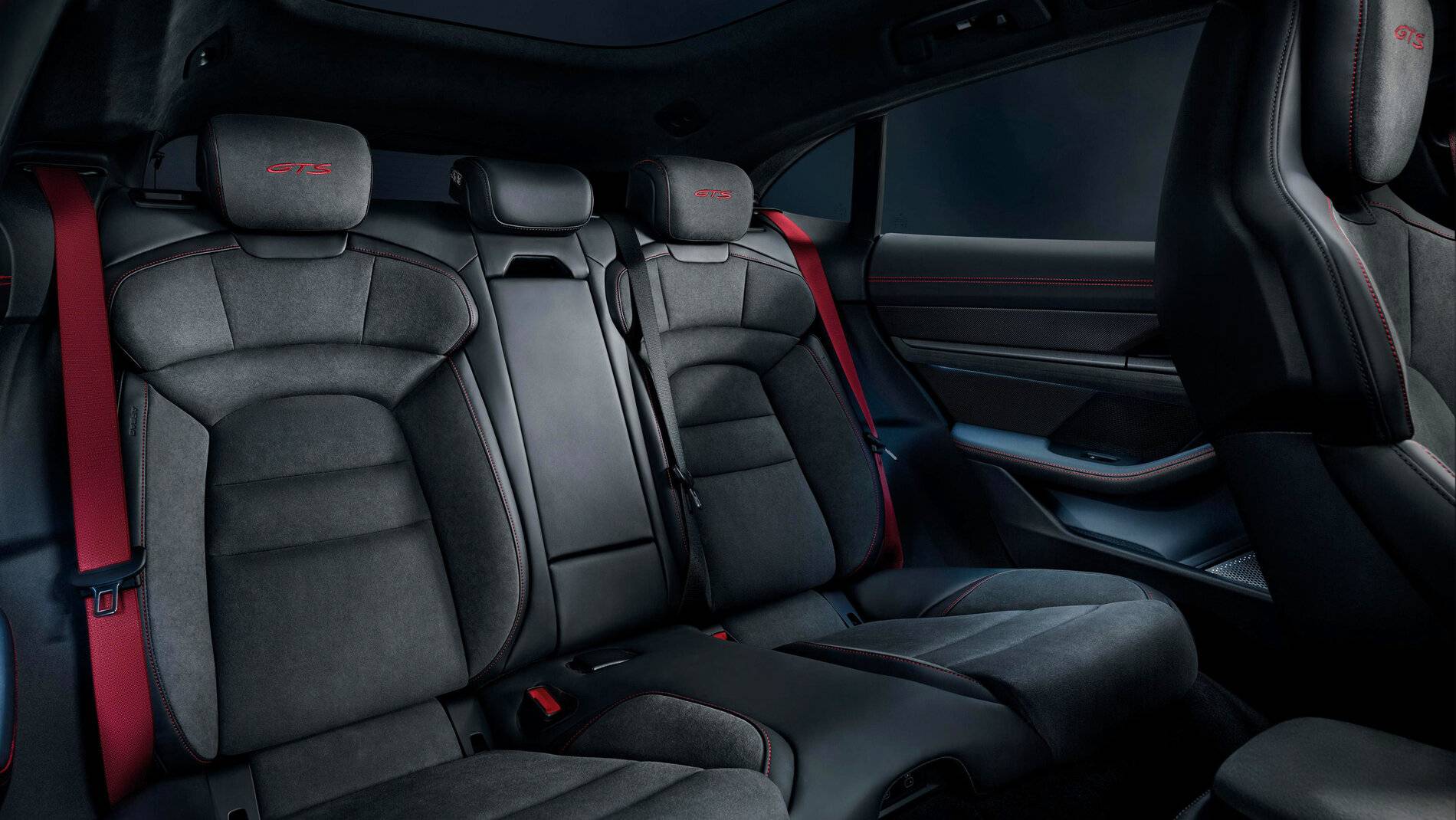 Porsche Taycan Spoiler Colour 2022-Porsche-Taycan-GTS-back-seat