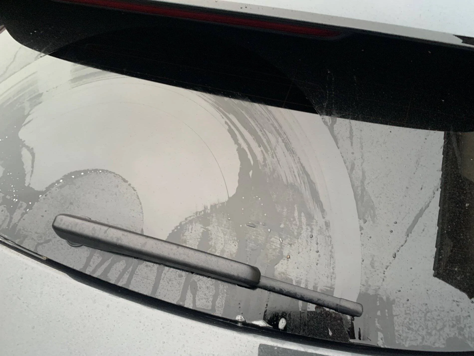 Porsche Taycan Rear Wiper IMG_0960