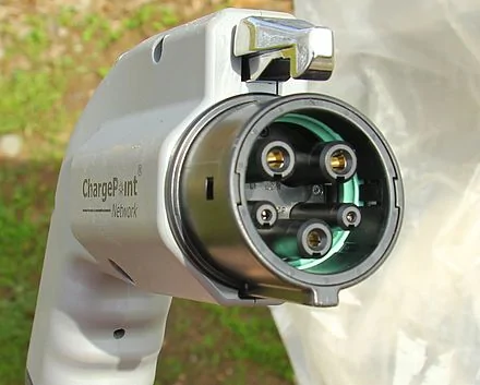 Porsche Taycan Are public AC chargers supposed to look like this? 1637258716187