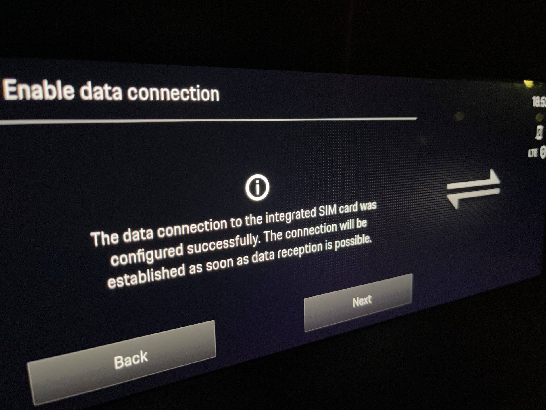 Porsche Taycan PCM connection to Porsche Server 2E670C91-EE04-4080-BEB7-13B3CDB0009B