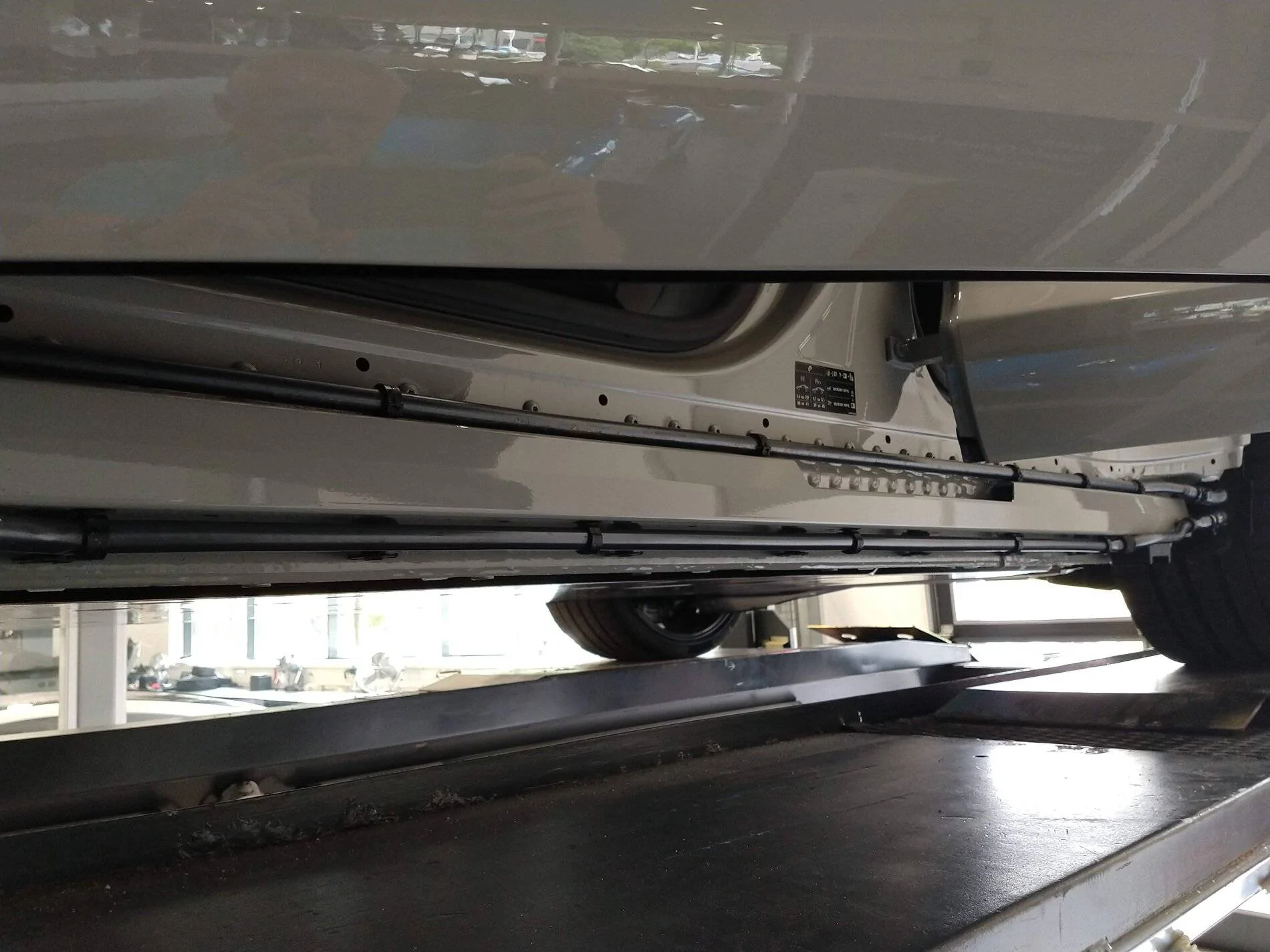 Porsche Taycan lower body trim removal and replacement IMG_20210802_100207506