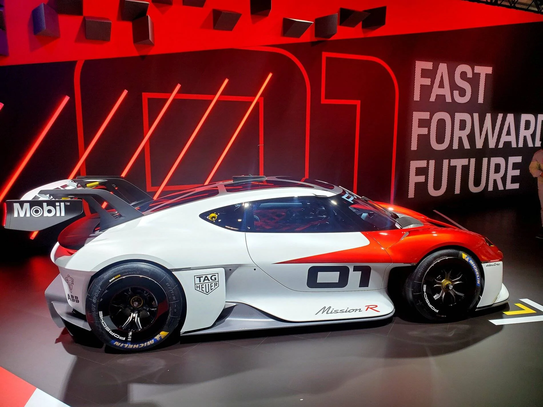 Porsche Taycan Mission R  and Taycans @ the LA Auto Show 20211120_082606