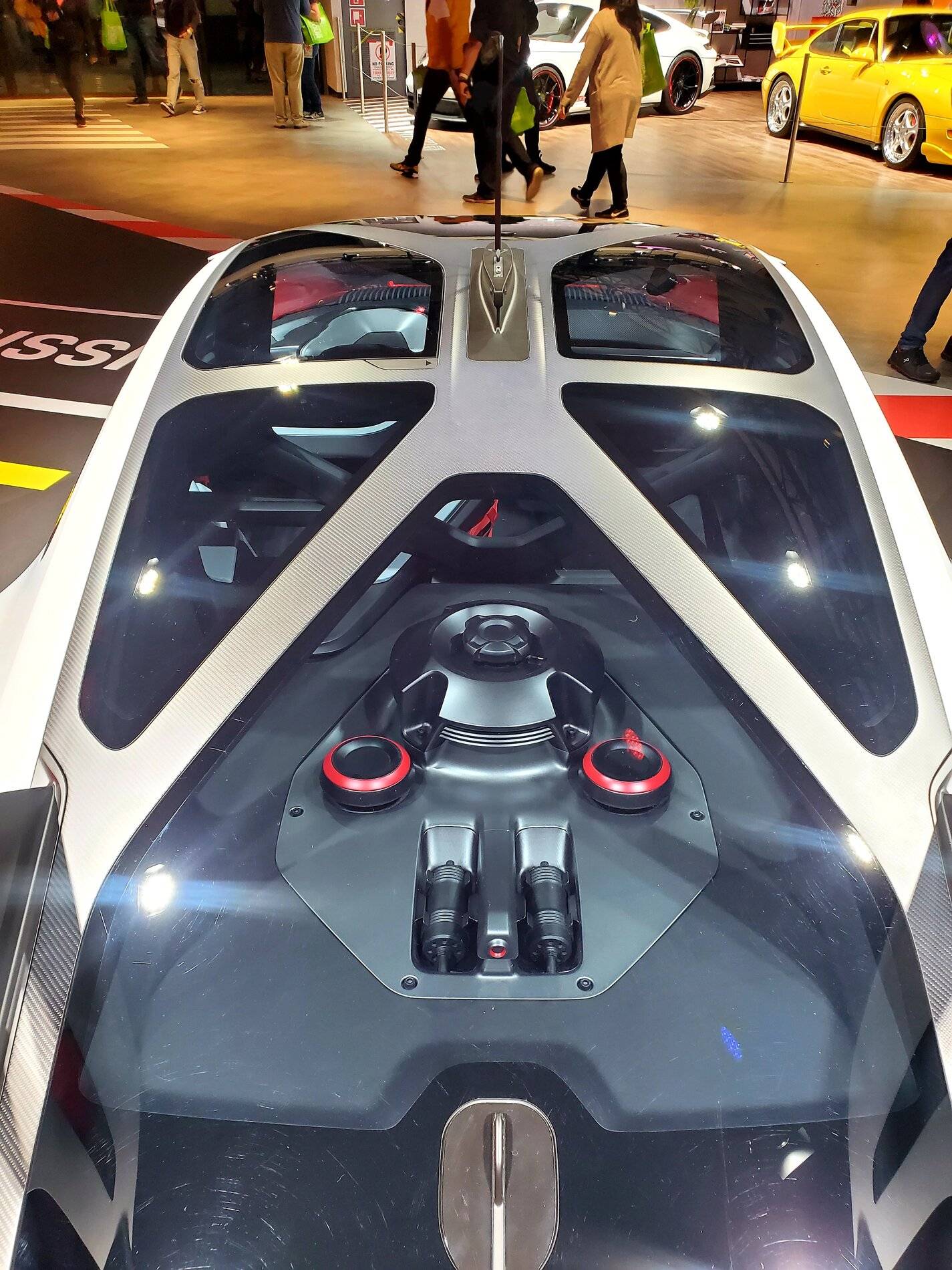 Porsche Taycan Mission R  and Taycans @ the LA Auto Show 20211120_082639