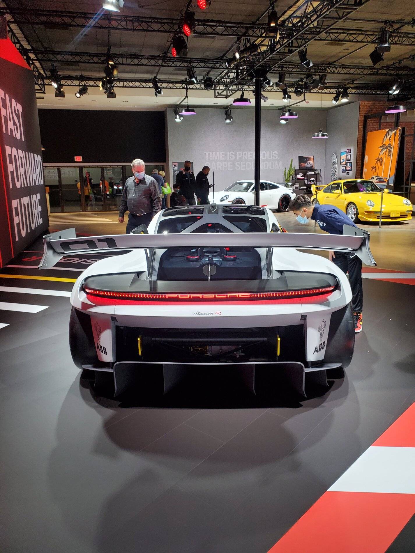 Porsche Taycan Mission R  and Taycans @ the LA Auto Show 20211120_082631