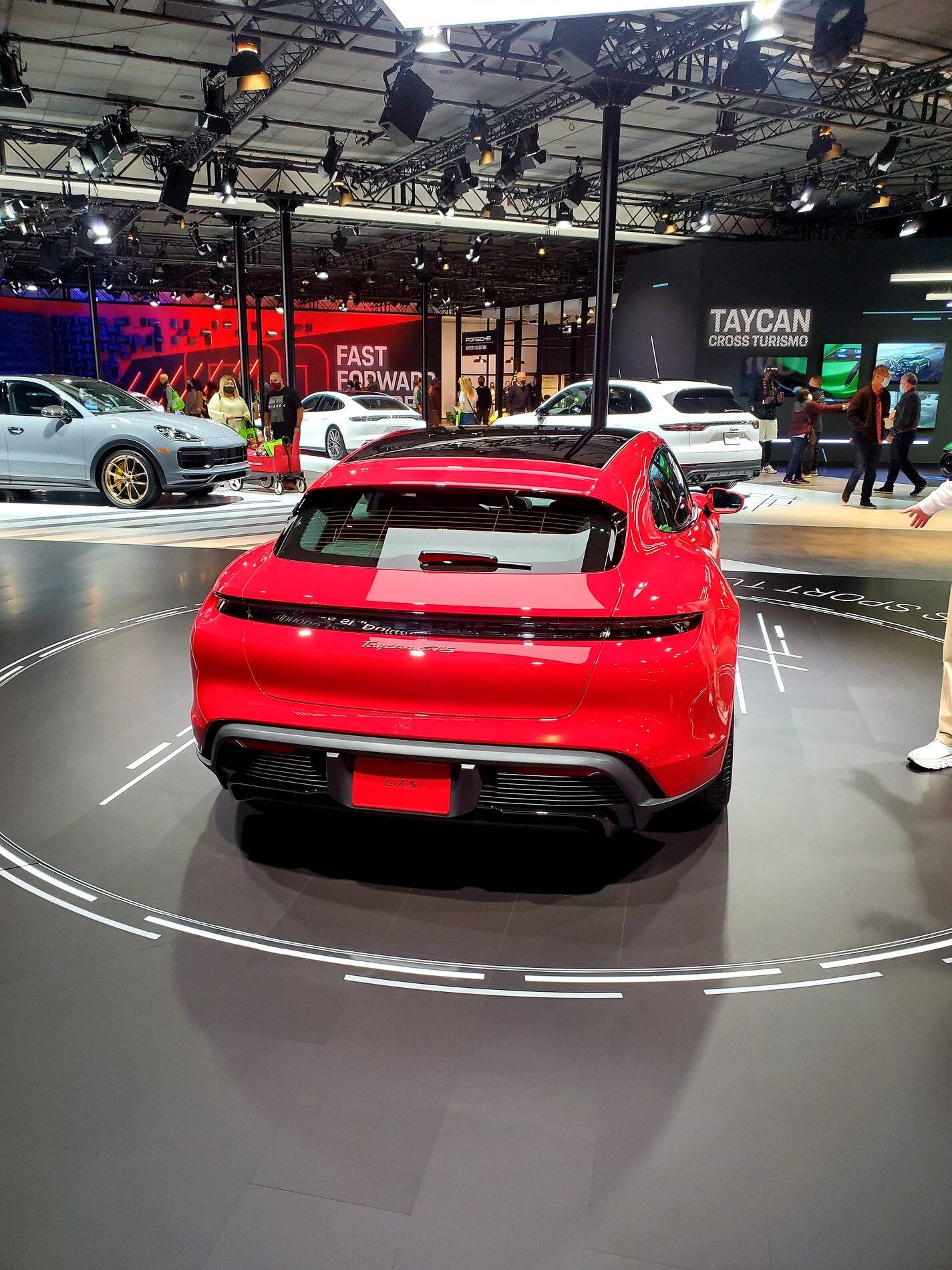 Porsche Taycan Mission R  and Taycans @ the LA Auto Show 20211120_082905