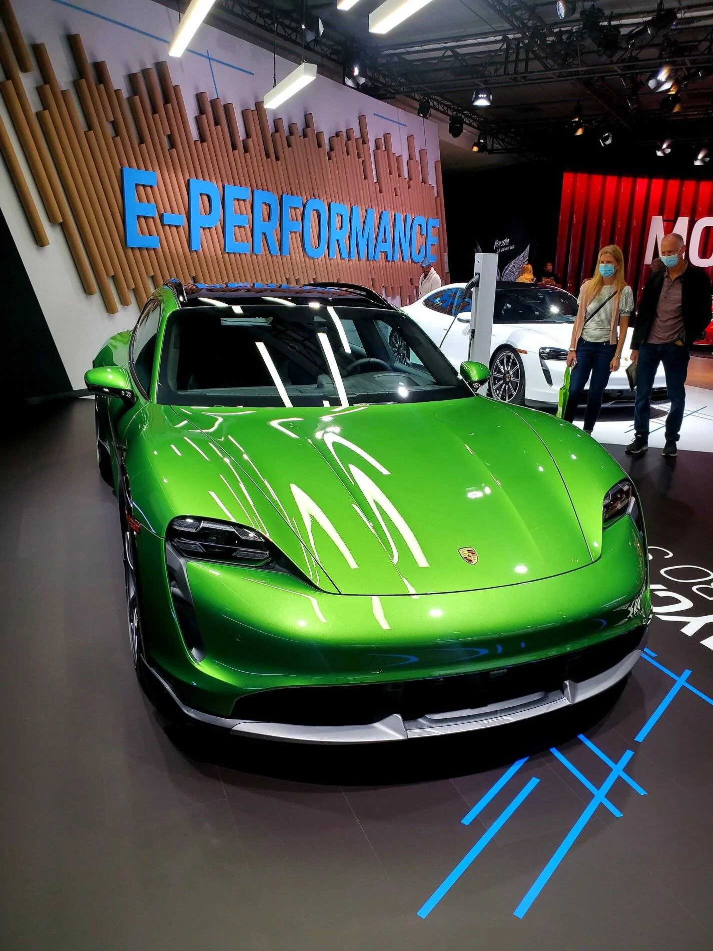 Porsche Taycan Mission R  and Taycans @ the LA Auto Show 20211120_083112