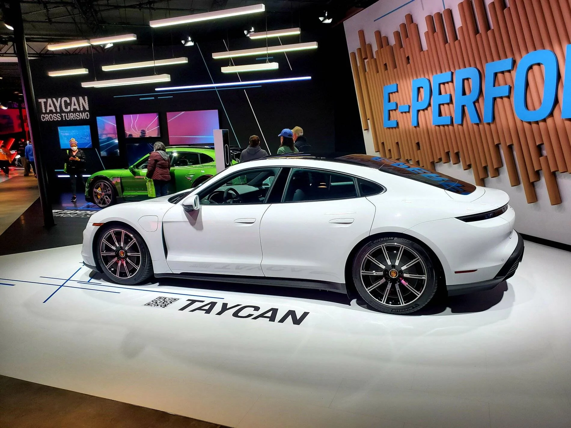 Porsche Taycan Mission R  and Taycans @ the LA Auto Show 20211120_083010