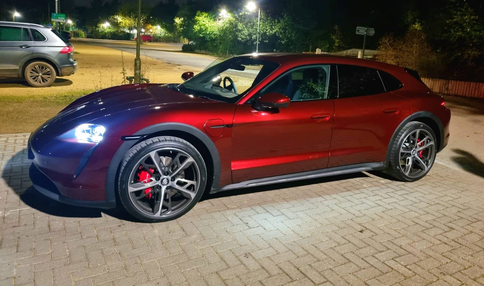 Porsche Taycan Loving it! 08DA78C1-7FF3-4481-888A-86E3F8345164