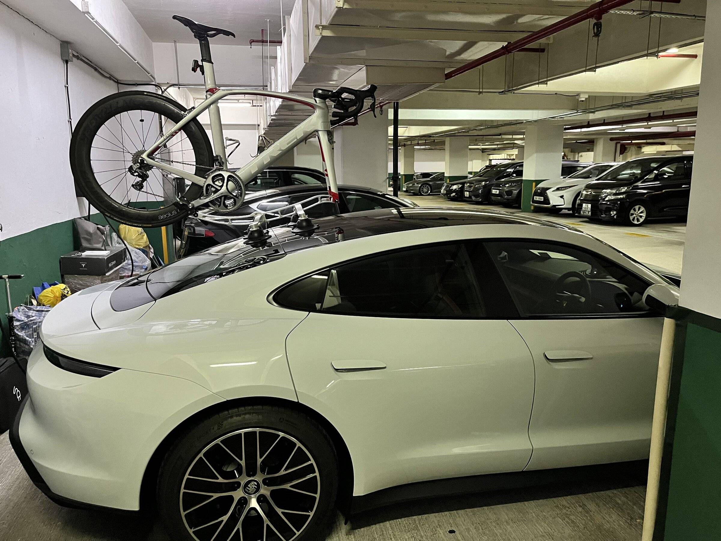 Porsche Taycan Road bike transport IMG_0236