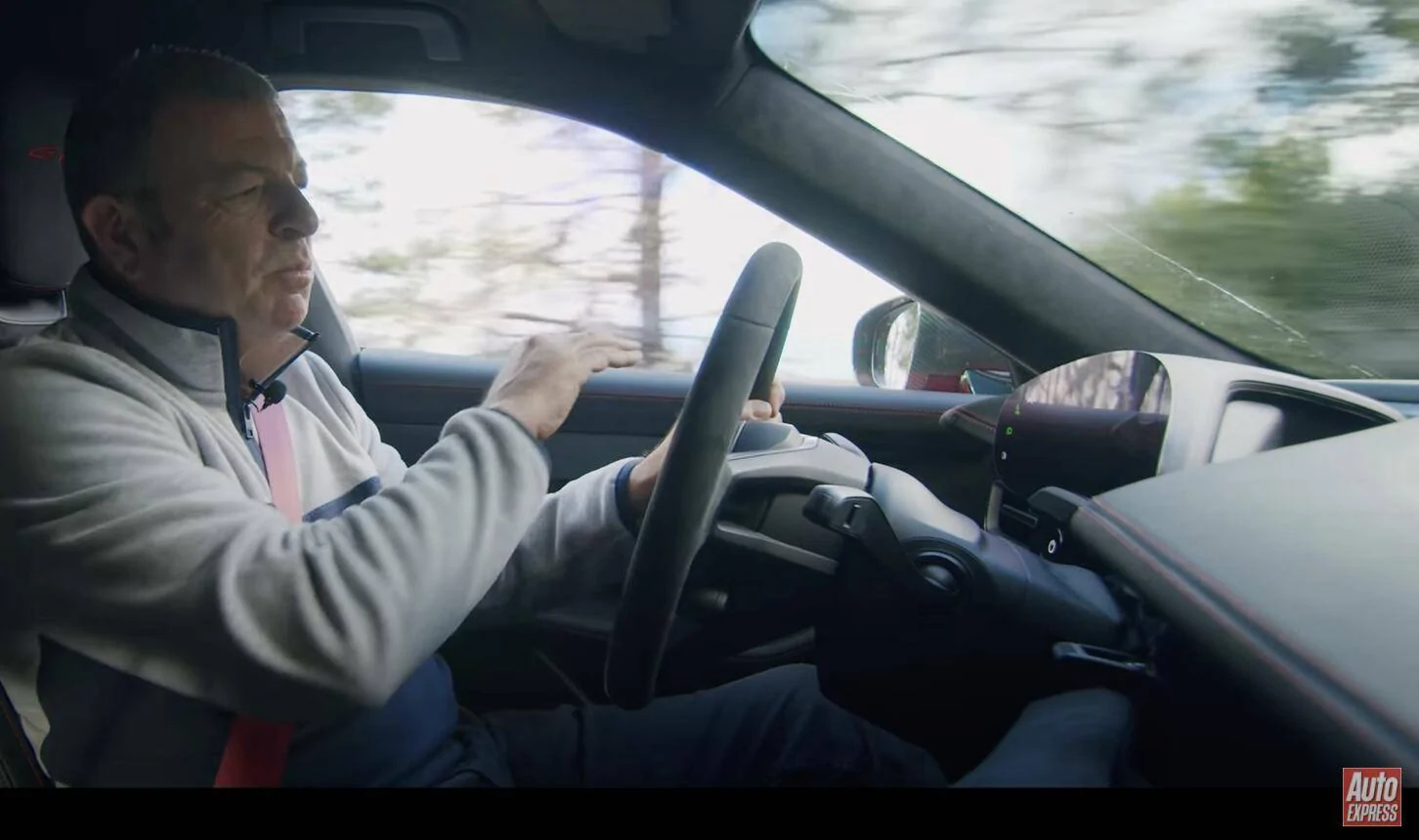 Porsche Taycan New Dashboard Shroud in the GTS? Screenshot 2021-12-15 at 18.46.52