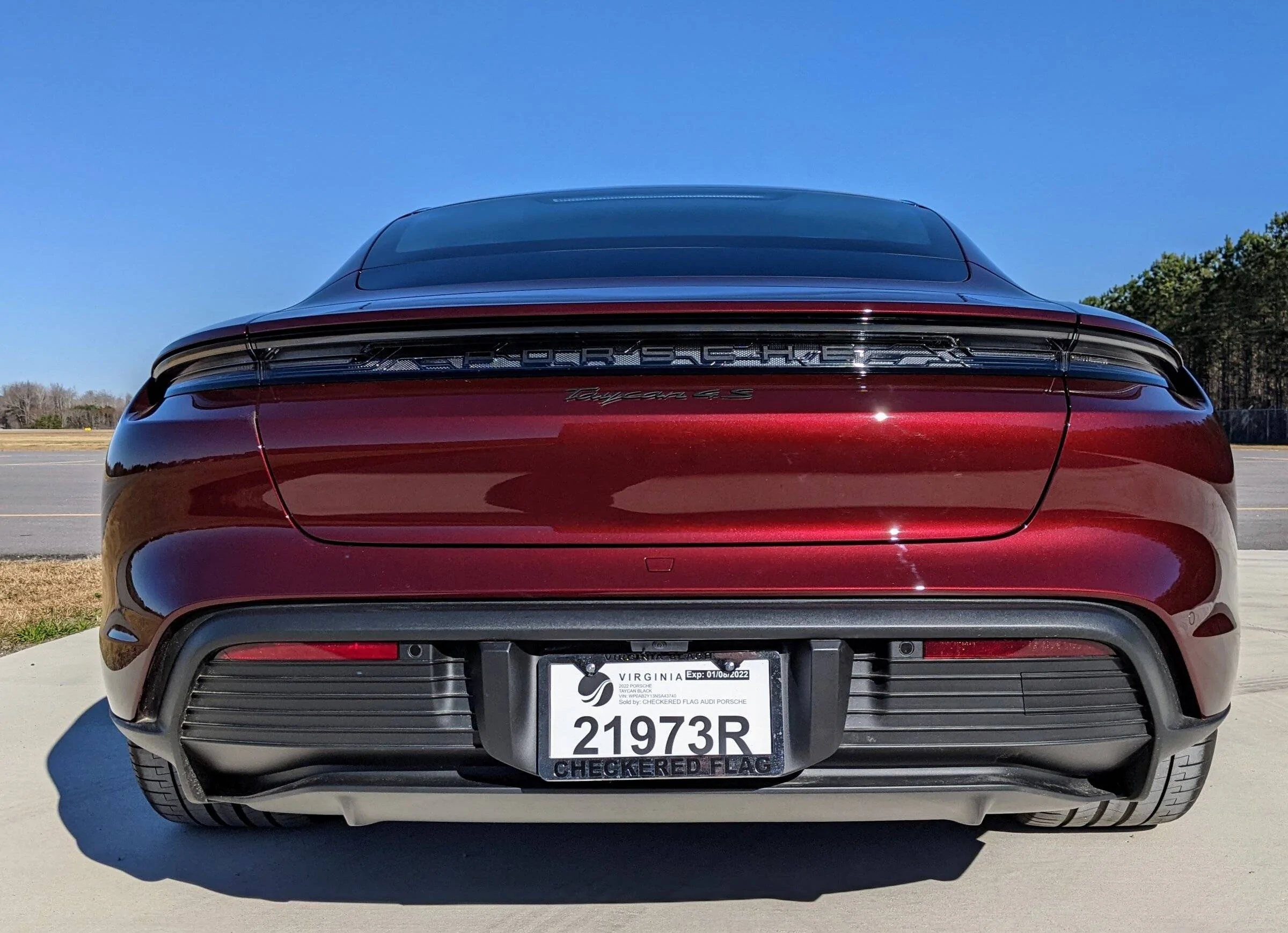 Porsche Taycan 2022 Cherry Metallic Porsche Taycan 4S PXL_20211213_171343403