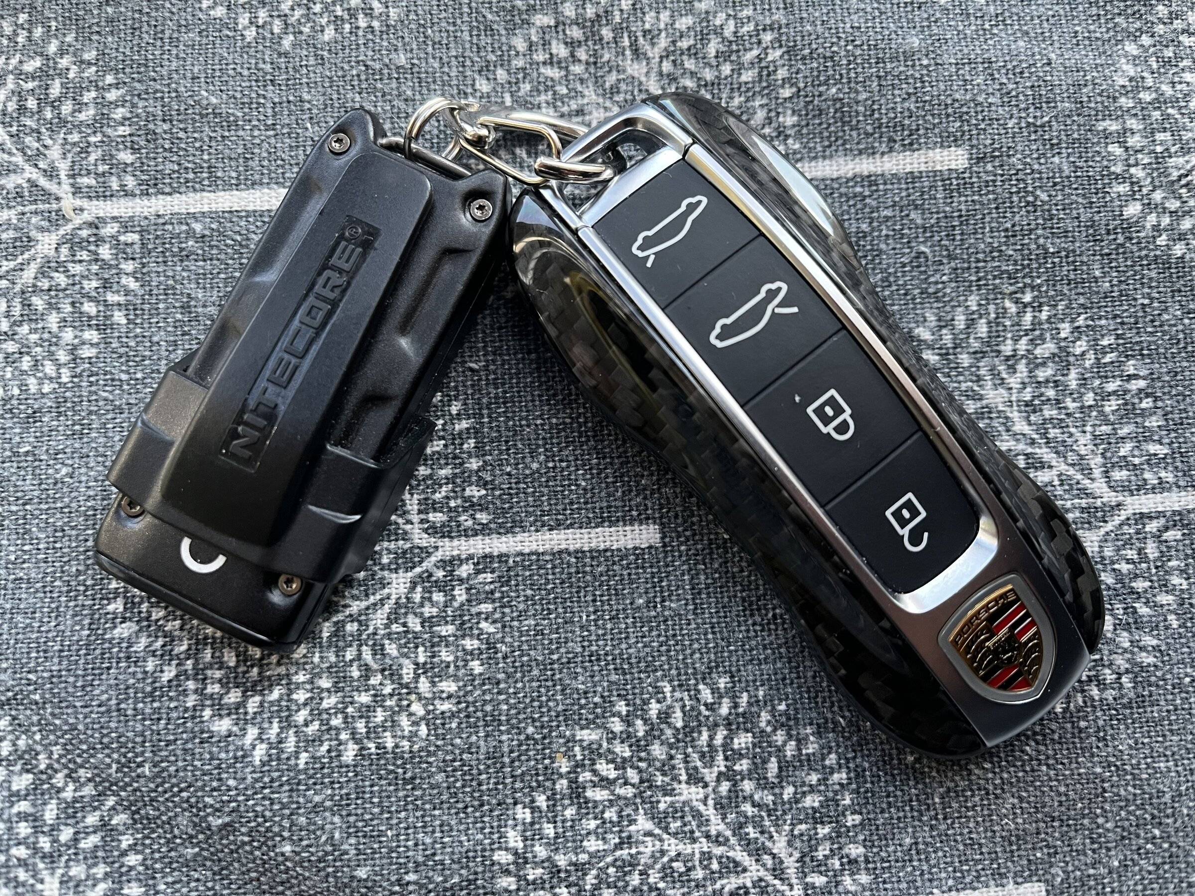 Porsche Taycan OK - let's see them! Key Fob 2