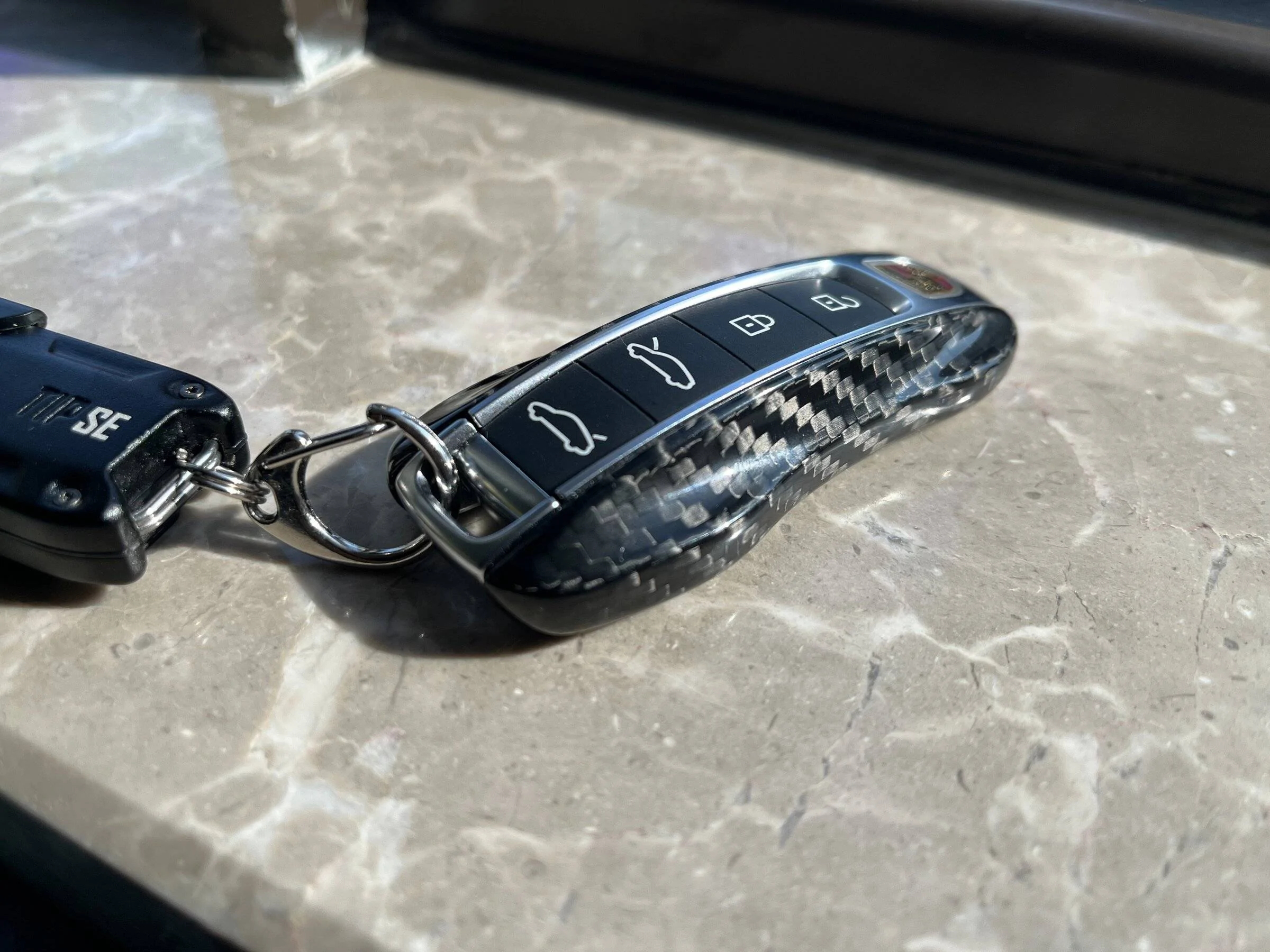 Porsche Taycan OK - let's see them! Key Fob 1