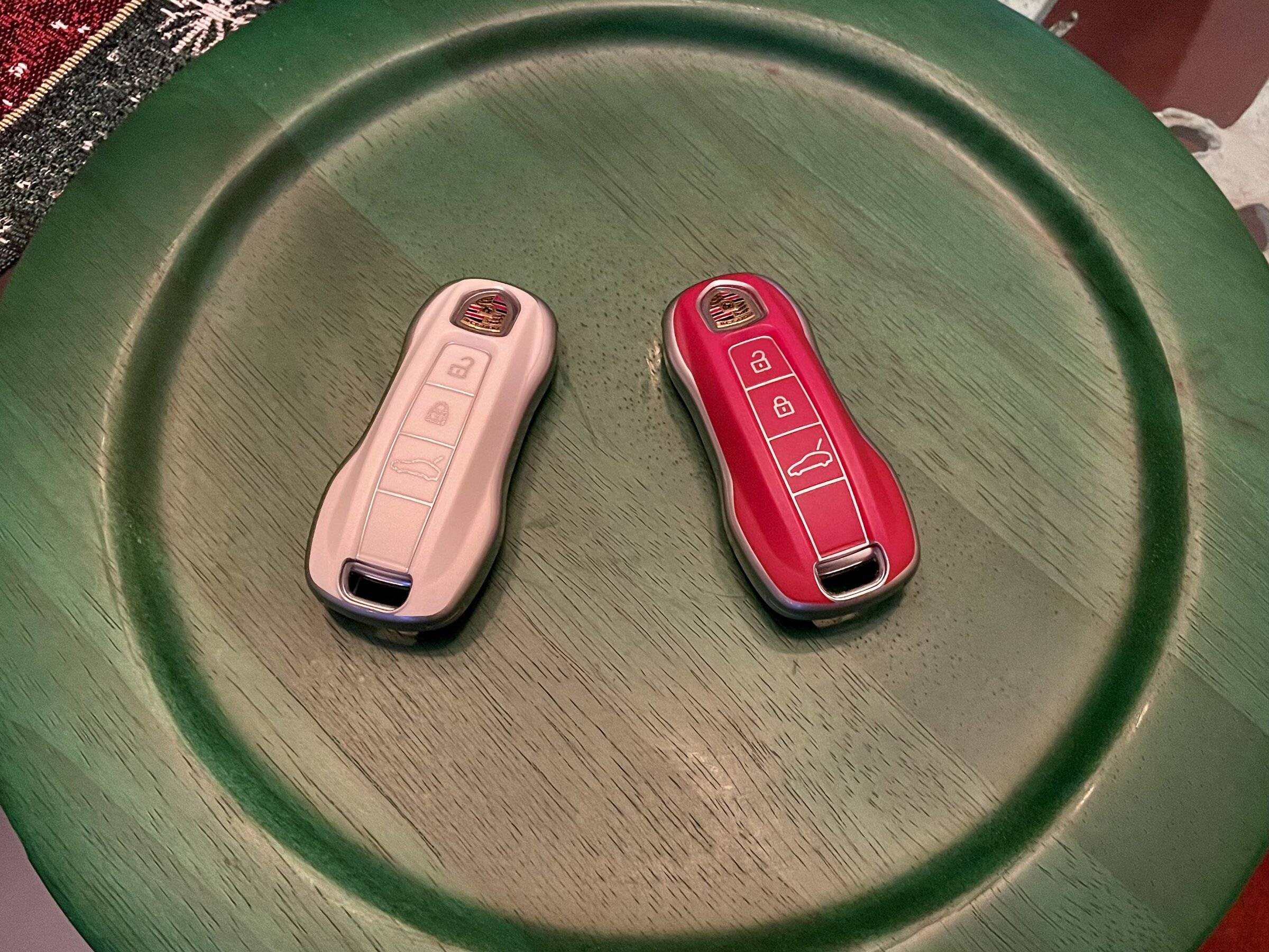 Porsche Taycan OK - let's see them! Key Fob 16C6A084-CC31-4A69-B6C3-5C3BAC87EDA0