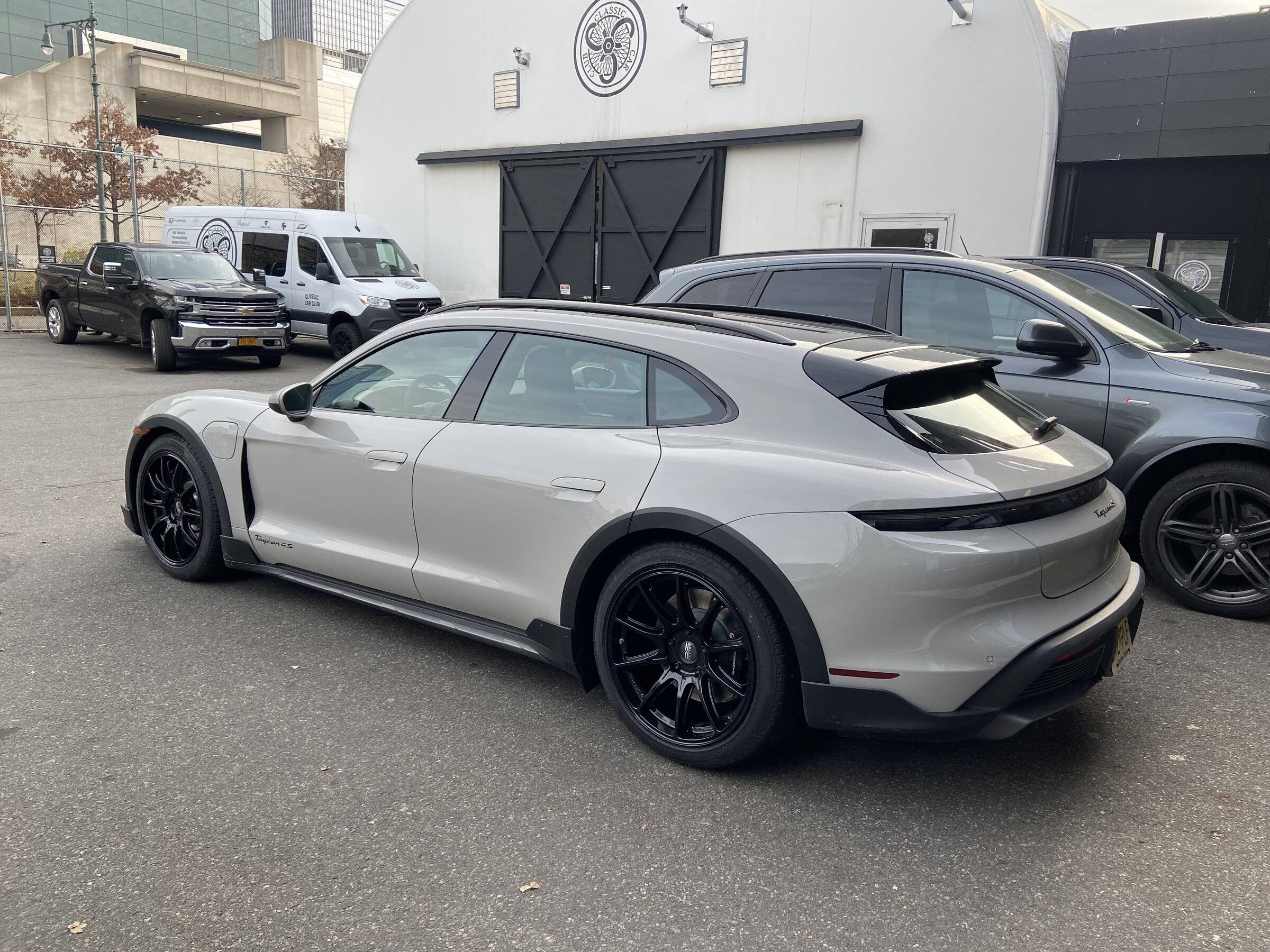 Porsche Taycan Winter tires IMG-0951