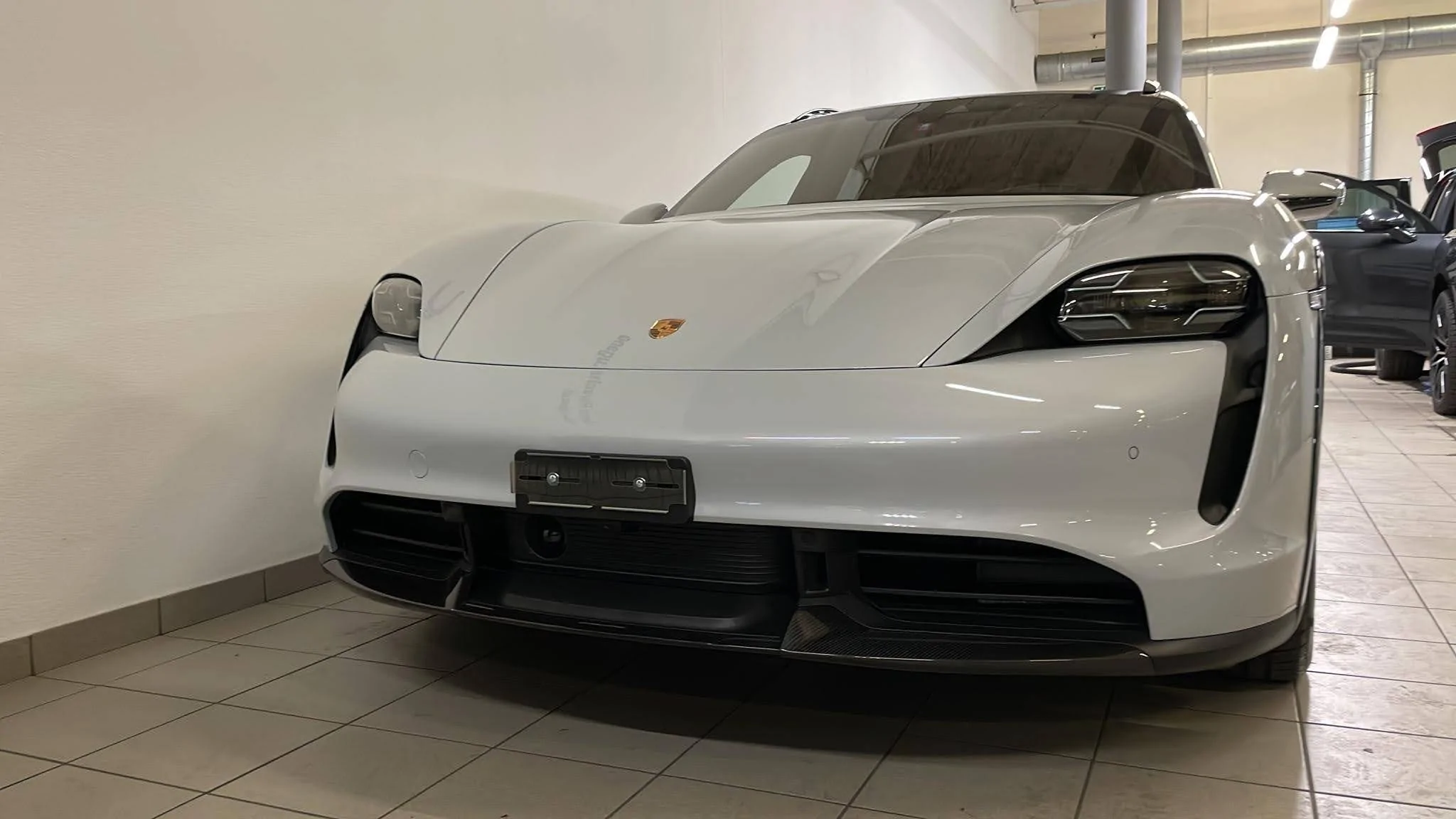 Porsche Taycan ICE GREY Taycan Club IMG-20211222-WA0001