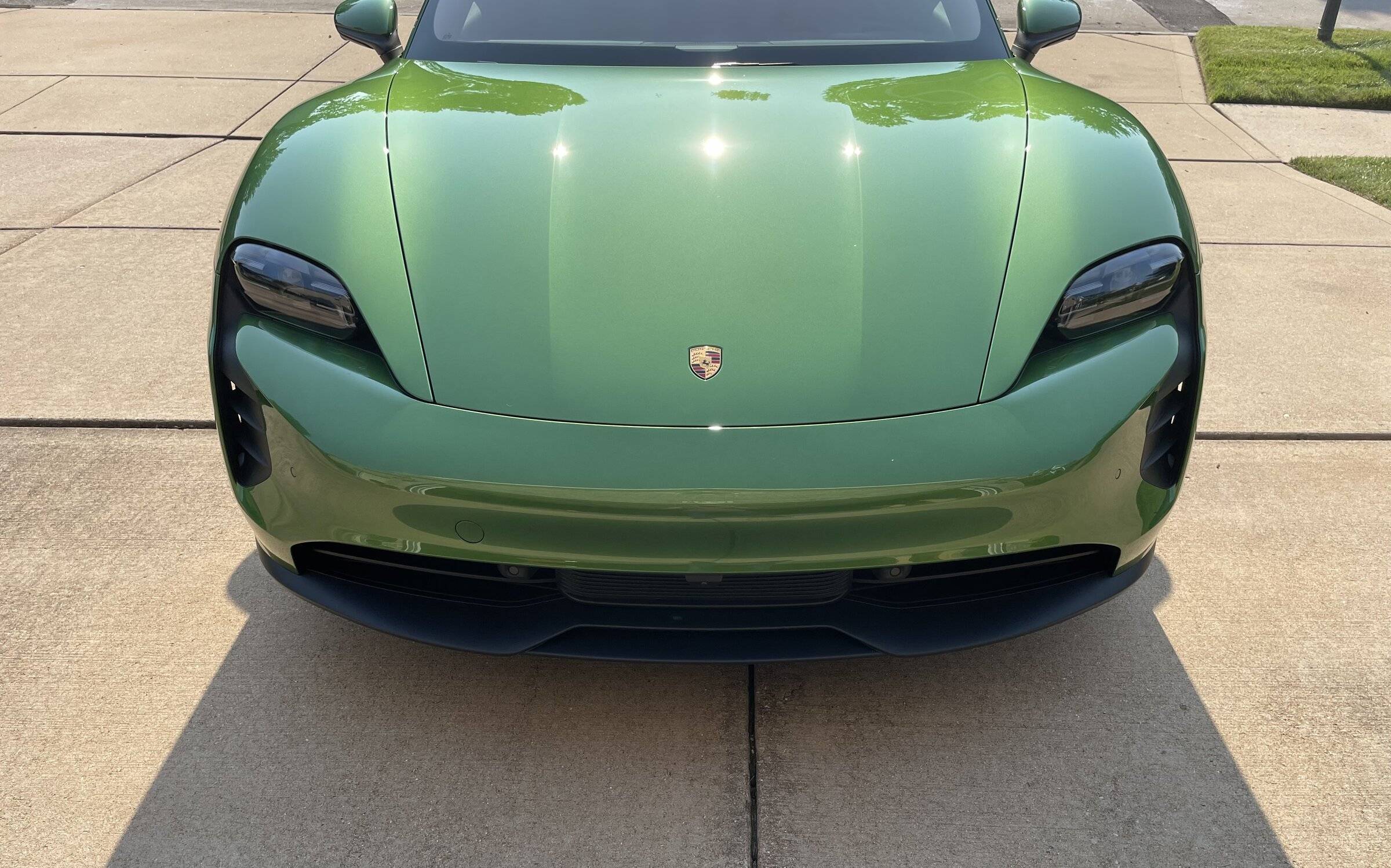 Porsche Taycan Taycan 4S pricing change EBBF9409-875D-401B-9737-6F2E0441B0AA