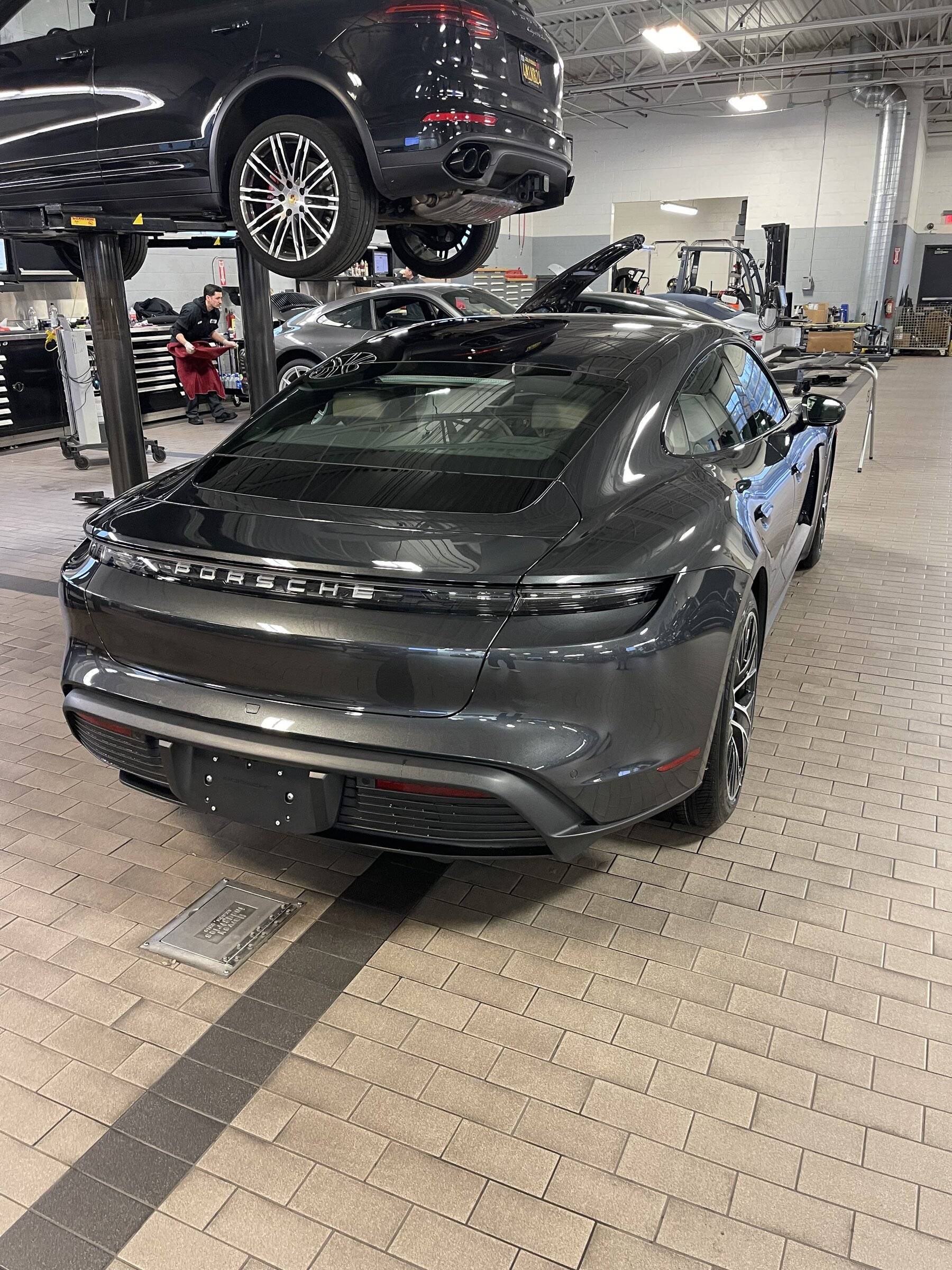 Porsche Taycan Rcc Classic December delivery CFF283D1-2546-4F48-98F6-930BEE8B4601
