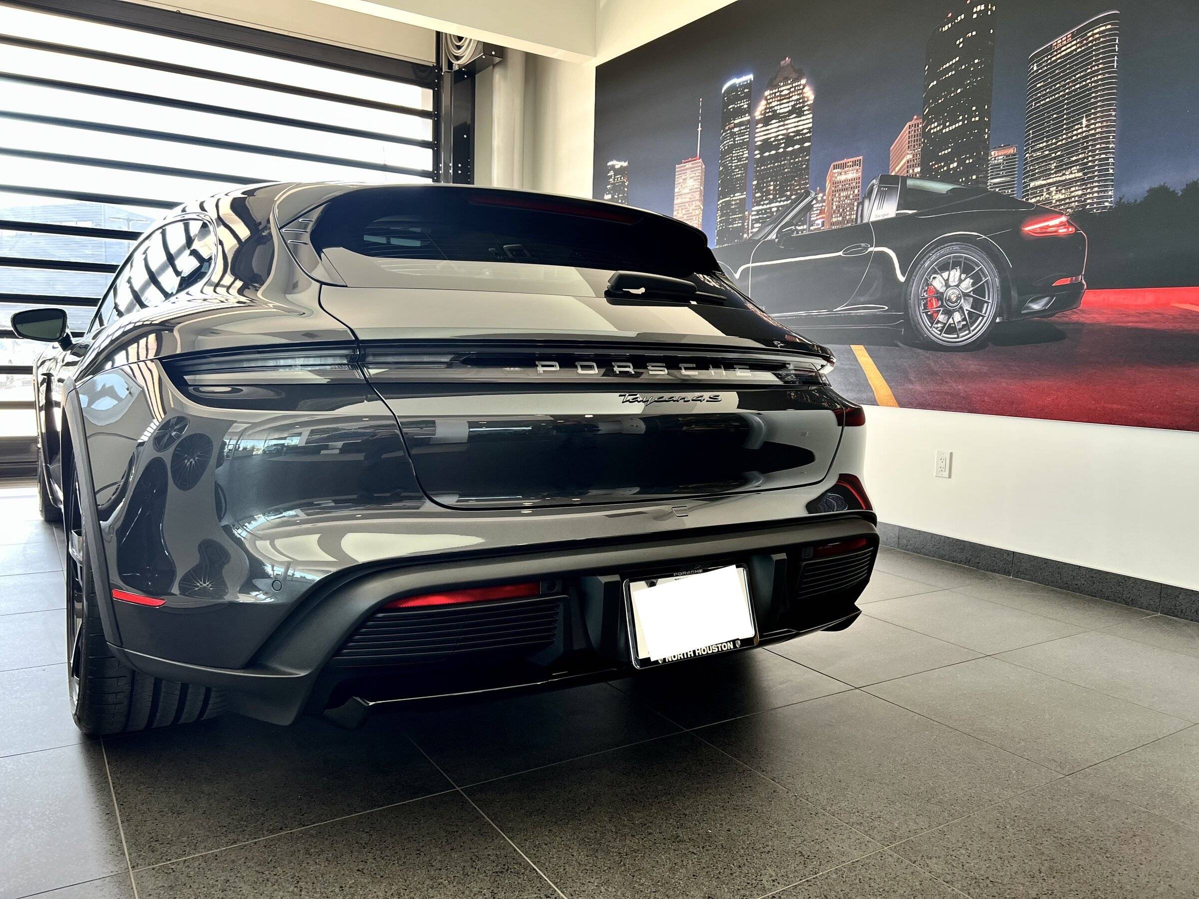 Porsche Taycan A 2022 Cross Turismo 4S: From Order to Delivery to Mods IMG_4677