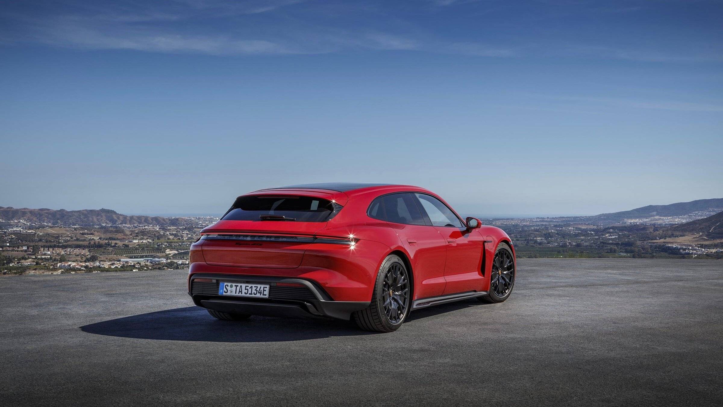Porsche Taycan Sedan build, 20”vs21” Wheels? 69563408-D743-4367-B32B-3E1B3B966B84