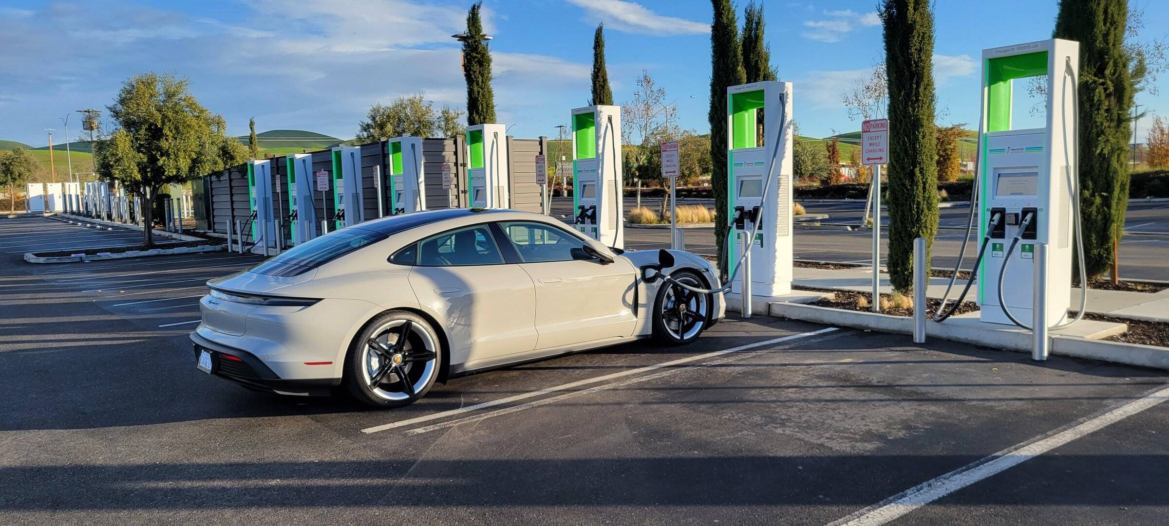 Porsche Taycan Rcc Classic December delivery 20211225_084257