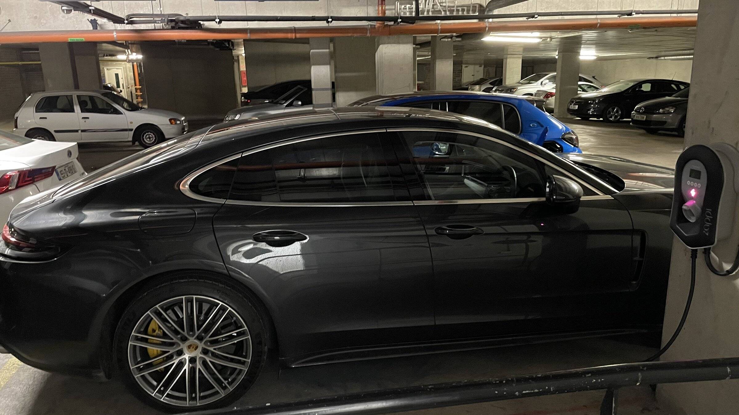 Porsche Taycan What charger have you installed at home? IMG_0261